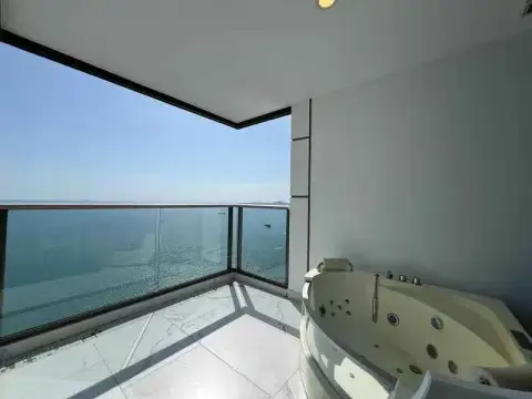 2 Bedroom Condo for Sale at Copacabana Beach Jomtien, Pattaya, Thailand — 2-bedroom Condo — photo 4