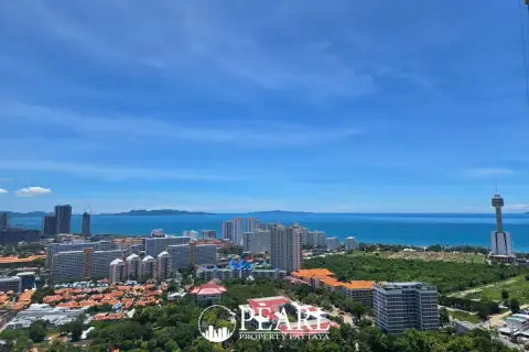 2 Bedroom Condo for Sale in Grand Solaire Pattaya fully equipped kitchen with stainless steel appliances