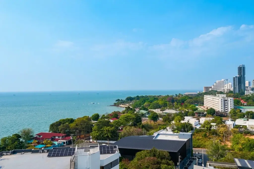 3 Bedroom Condo for Sale at Sea Sky By Sand, Pattaya, Thailand — 3-bedroom Condo — photo 1