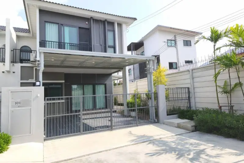 4 Bedroom House for Sale & Rent at Supalai Palm Ville Sukhumvit - Rongpo – Villa/House for Sale in Pattaya