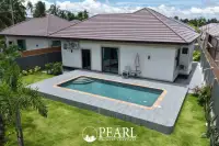3 Bedroom House for Sale in East Pattaya spacious living room