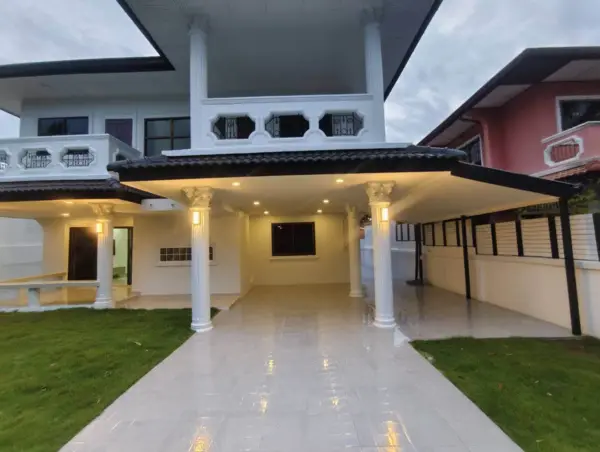 4 Bedroom House for Rent at Eakmongkol 4