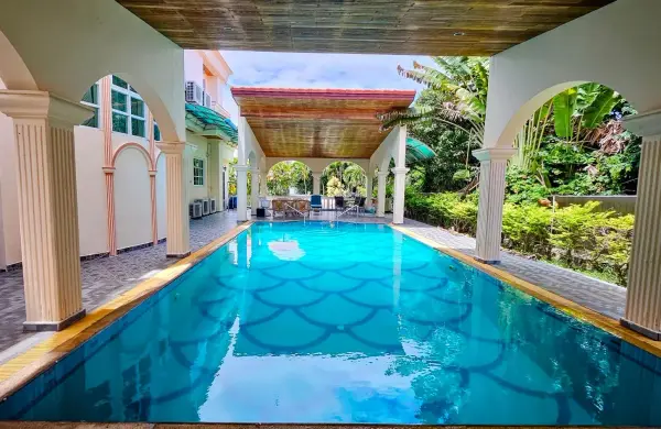 4 Bedroom House for Sale in East Pattaya
