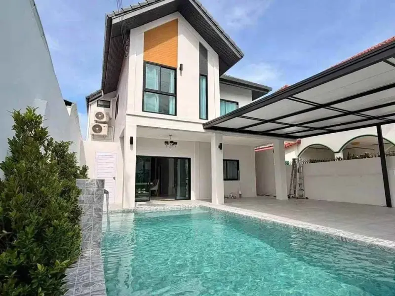 4 Bedroom House for Sale in East Pattaya – Villa/House for Sale in Pattaya