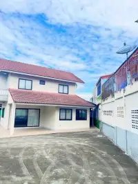 3 Bedroom House for Sale in East Pattaya, Pattaya, Thailand — 3-bedroom House — photo 1