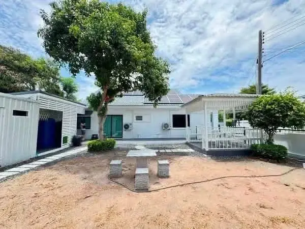 3 Bedroom House for Sale in East Pattaya