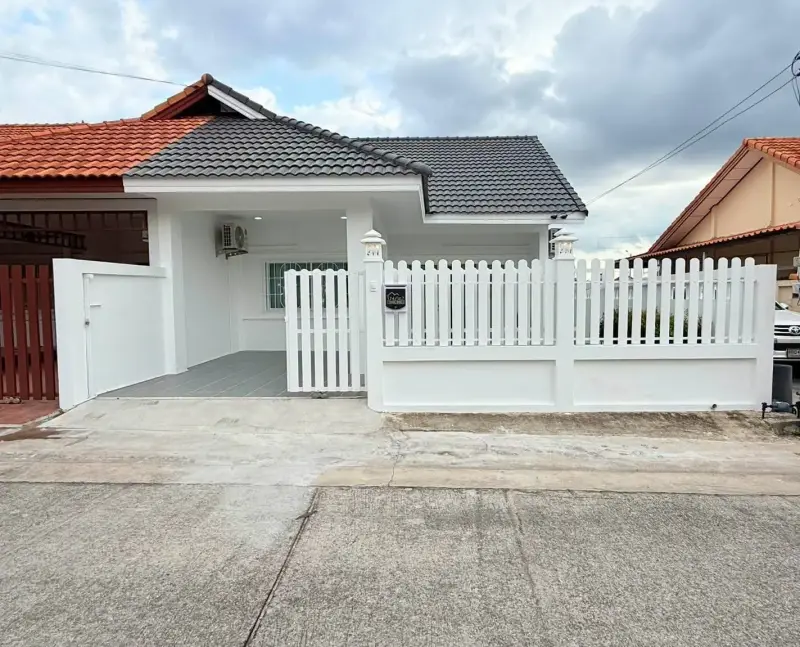 3 Bedroom House for Sale in East Pattaya