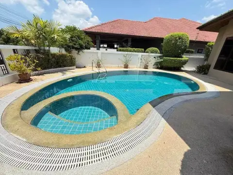 3 Bedroom House for Sale in East Pattaya, Pattaya, Thailand — 3-bedroom House — photo 2