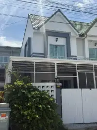 2 Bedroom Townhouse for Sale in East Pattaya, Pattaya, Thailand — 2-bedroom Townhouse — photo 1