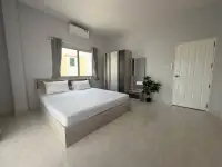 2 Bedroom Townhouse for Sale in East Pattaya, Pattaya, Thailand — 2-bedroom Townhouse — photo 5