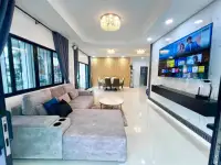 3 Bedroom House for Rent at Ekmongkol 1 Village, Pattaya, Thailand — 3-bedroom House — photo 3