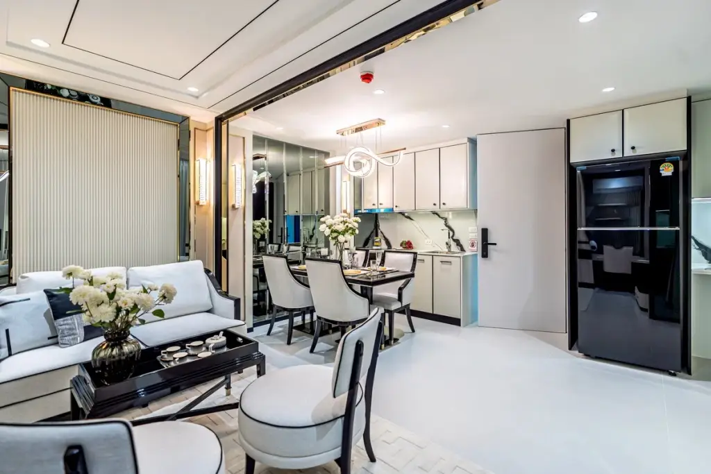 1 Bedroom Condo for Sale at Embassy Life, Pattaya, Thailand — 1-bedroom Condo — photo 1