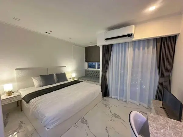 Studio Condo for Sale at The Empire Tower Pattaya