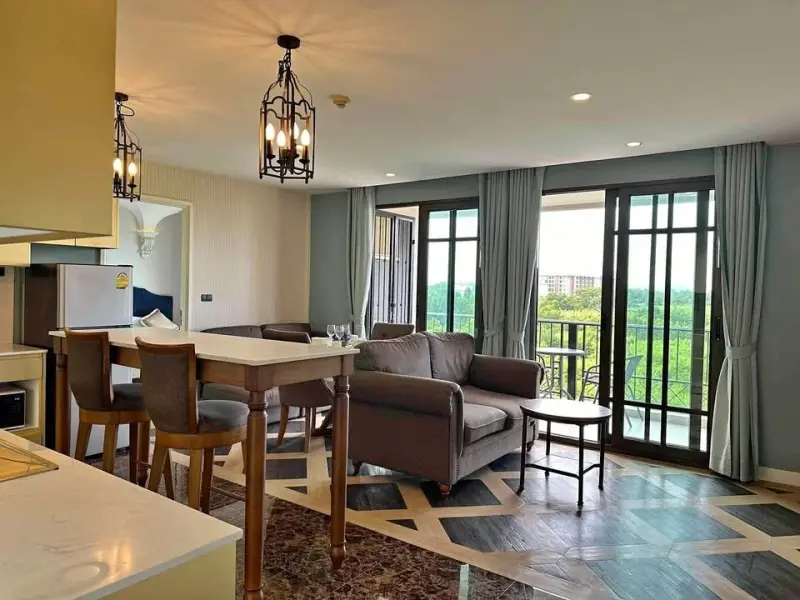 2 Bedroom Condo for Sale at Espana Condo Resort – Condo for Sale in Pattaya