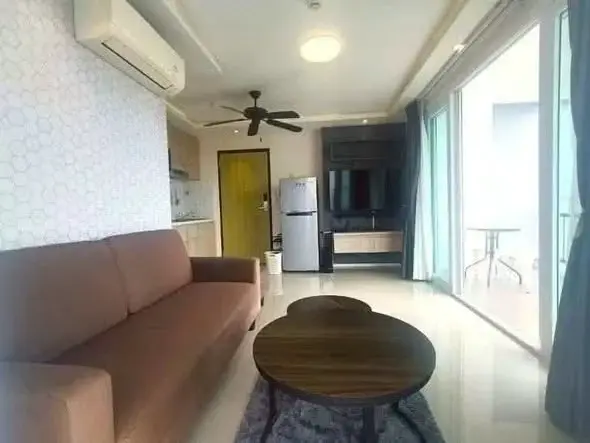 1 Bedroom Condo for Rent at Estanan Condo, Pattaya, Thailand — 1-bedroom Condo — photo 1