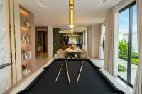 4 Bedroom House for Sale in View Point Village second bedroom with large window