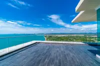 3 Bedroom Condo for Sale at Del Mare, Pattaya, Thailand — 3-bedroom Condo — photo 2