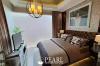 2 Bedroom Condo for Sale in The Riviera Malibu modern kitchen