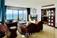 2 Bedroom Condo for Sale in Baan Haad Uthong Condominium second bedroom with twin beds