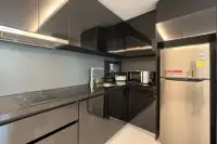 2 Bedroom Condo for Sale in Club Royal second bedroom with twin beds