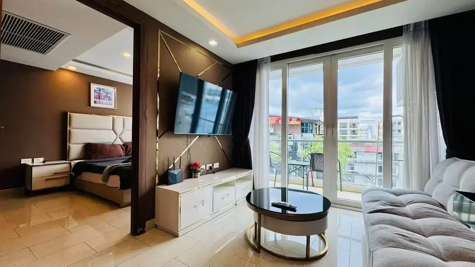 1 Bedroom Condo for Sale at Grand Avenue Residence, Pattaya, Thailand — 1-bedroom Condo — photo 1