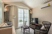 1 Bedroom Condo for Sale at Grand Florida Beachfront Condo Resort Pattaya, Pattaya, Thailand — 1-bedroom Condo — photo 2