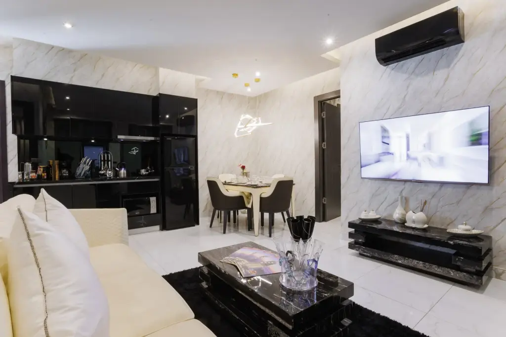 2 Bedroom Condo for Sale at Grand Solaire Pattaya, Pattaya, Thailand — 2-bedroom Condo — photo 1