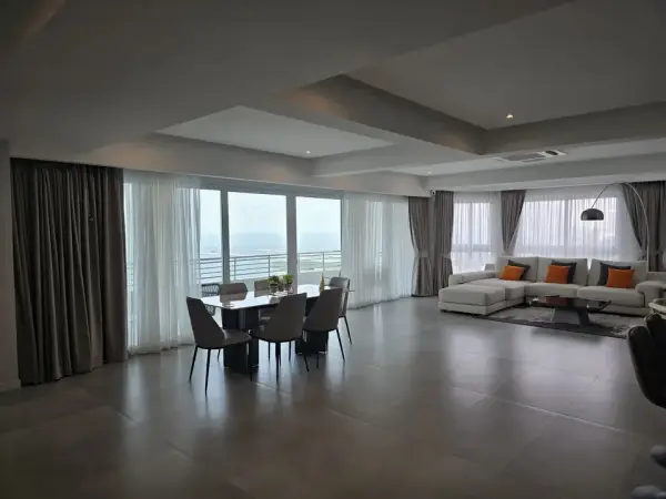3 Bedroom Condo for Sale at Grand View Condo