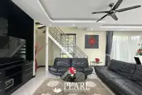 5 Bedroom House for Sale in Palm Oasis Villas modern kitchen