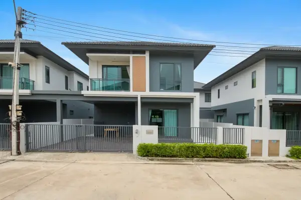 3 Bedroom House for Sale at Patta Define