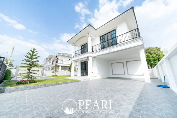 4 Bedroom House for Sale in East Pattaya