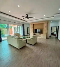 3 Bedroom House for Rent in Huai Yai, Pattaya, Thailand — 3-bedroom House — photo 4