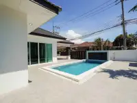 3 Bedroom House for Sale in Huai Yai, Pattaya, Thailand — 3-bedroom House — photo 2