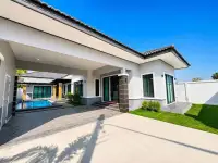 3 Bedroom House for Sale in Huai Yai, Pattaya, Thailand — 3-bedroom House — photo 3