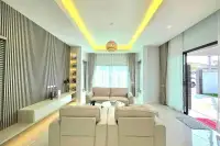 3 Bedroom House for Sale in Huai Yai, Pattaya, Thailand — 3-bedroom House — photo 5