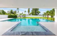 5 Bedroom House for Sale in Huai Yai, Pattaya, Thailand — 5-bedroom House — photo 3