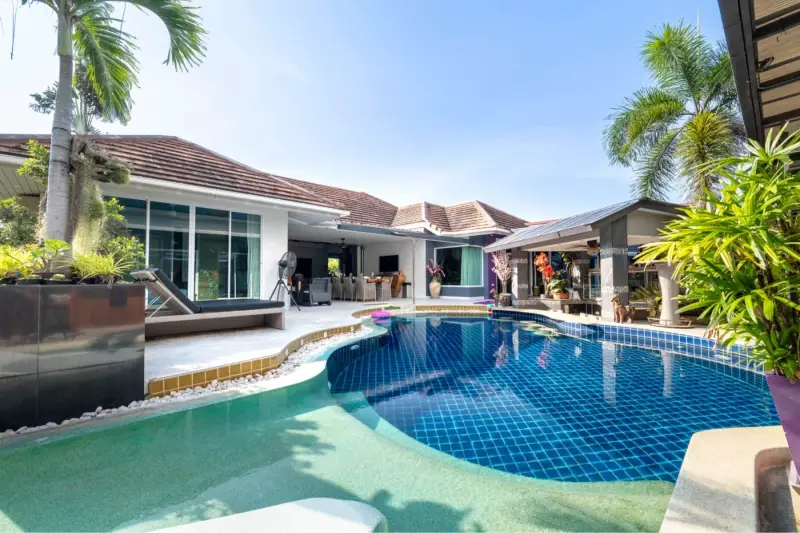 5 Bedroom House for Sale & Rent in Huai Yai – Villa/House for Sale in Pattaya