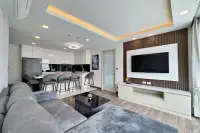 2 Bedroom Condo for Sale at The Peak Towers, Pattaya, Thailand — 2-bedroom Condo — photo 2