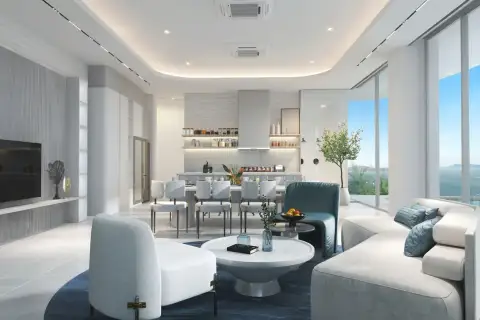 5 Bedroom House for Sale in ASONGKHAI master bedroom with ensuite