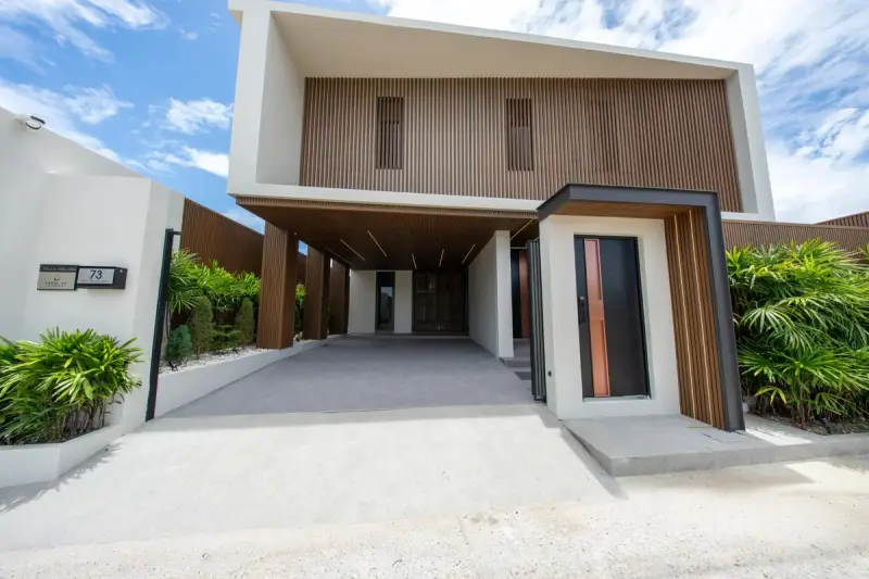 5 Bedroom House for Sale in Jomtien – Villa/House for Sale in Pattaya