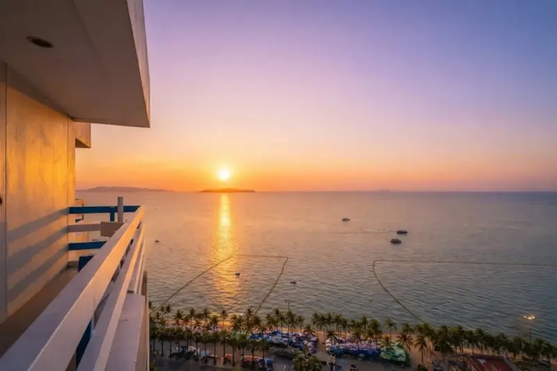 2 Bedroom Condo for Sale at Jomtien Plaza Condotel – Condo for Sale in Pattaya