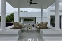5 Bedroom House for Sale in Paradise Villa 1 & 2 master bedroom with en-suite bathroom