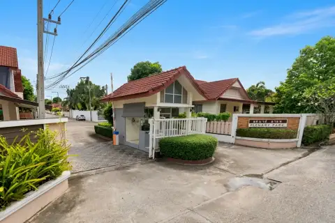 Plenary Park — Haus in Pattaya, photo 2 of 5