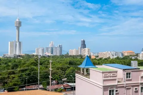 1 Bedroom Condo for Sale at Grande Caribbean city skyline view with Pattaya tower and high-rises