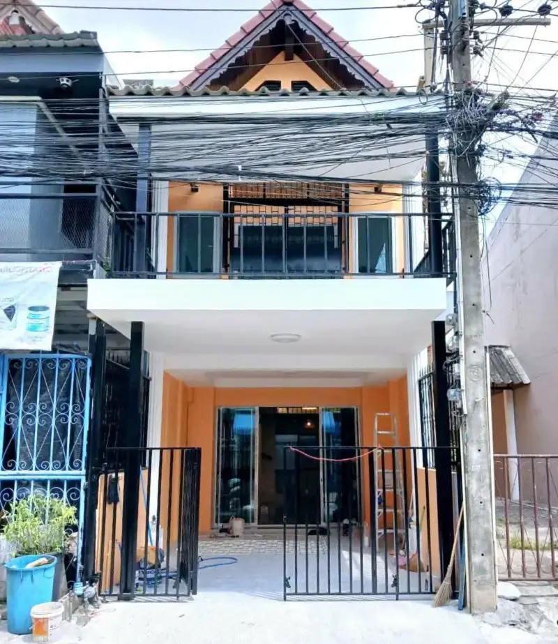 2 Bedroom Townhouse for Sale in Jomtien