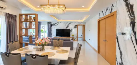 5 Bedroom House for Rent in East Pattaya, Pattaya, Thailand — 5-bedroom House — photo 2