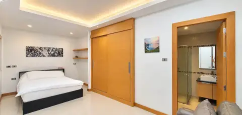 5 Bedroom House for Rent in East Pattaya, Pattaya, Thailand — 5-bedroom House — photo 4