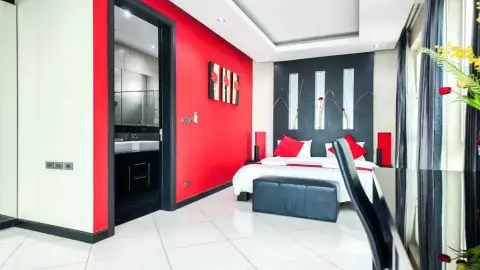 5 Bedroom House for Sale in Jomtien, Pattaya, Thailand — 5-bedroom House — photo 5