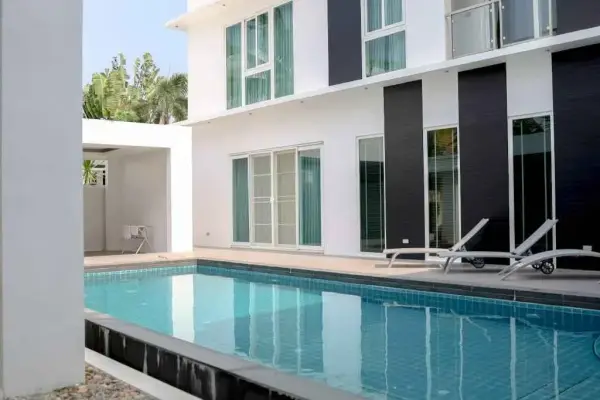 5 Bedroom House for Sale in Jomtien