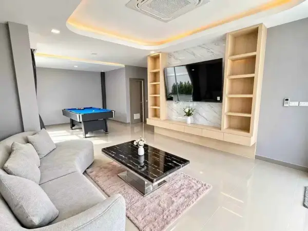 5 Bedroom House for Sale & Rent in Jomtien